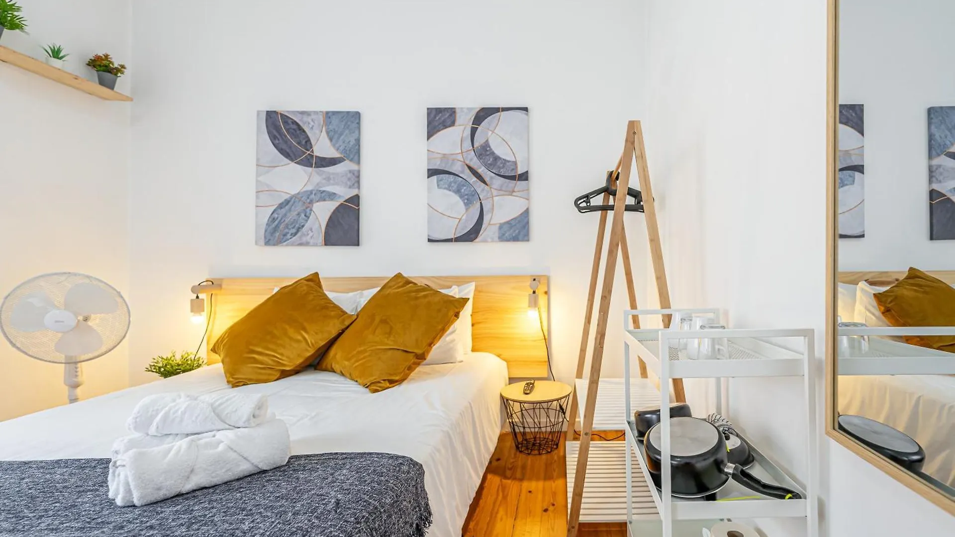 Hotel April Square By Lisbon With Sintra Amadora 0*,  Portogallo