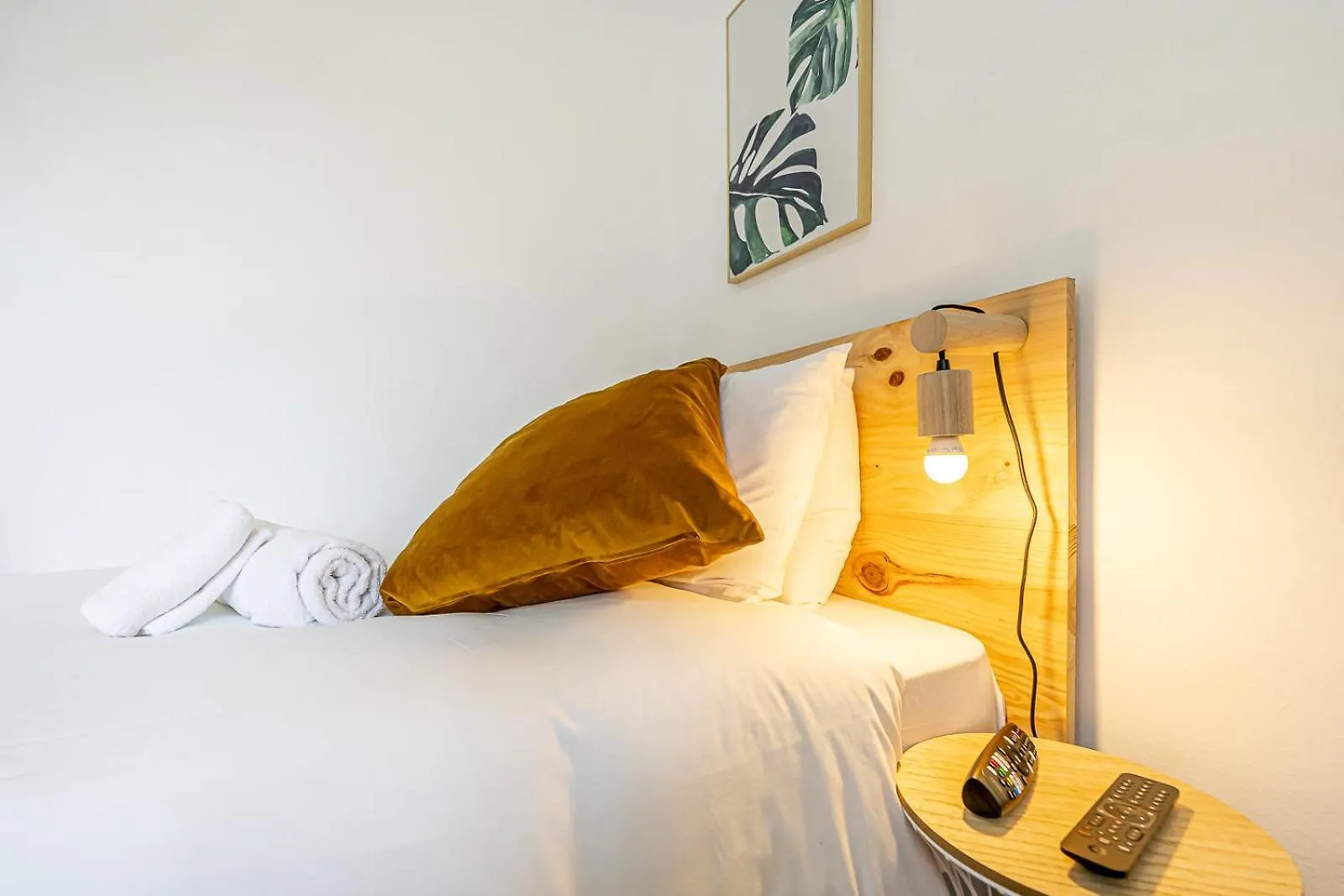Affittacamere Hotel April Square By Lisbon With Sintra Amadora