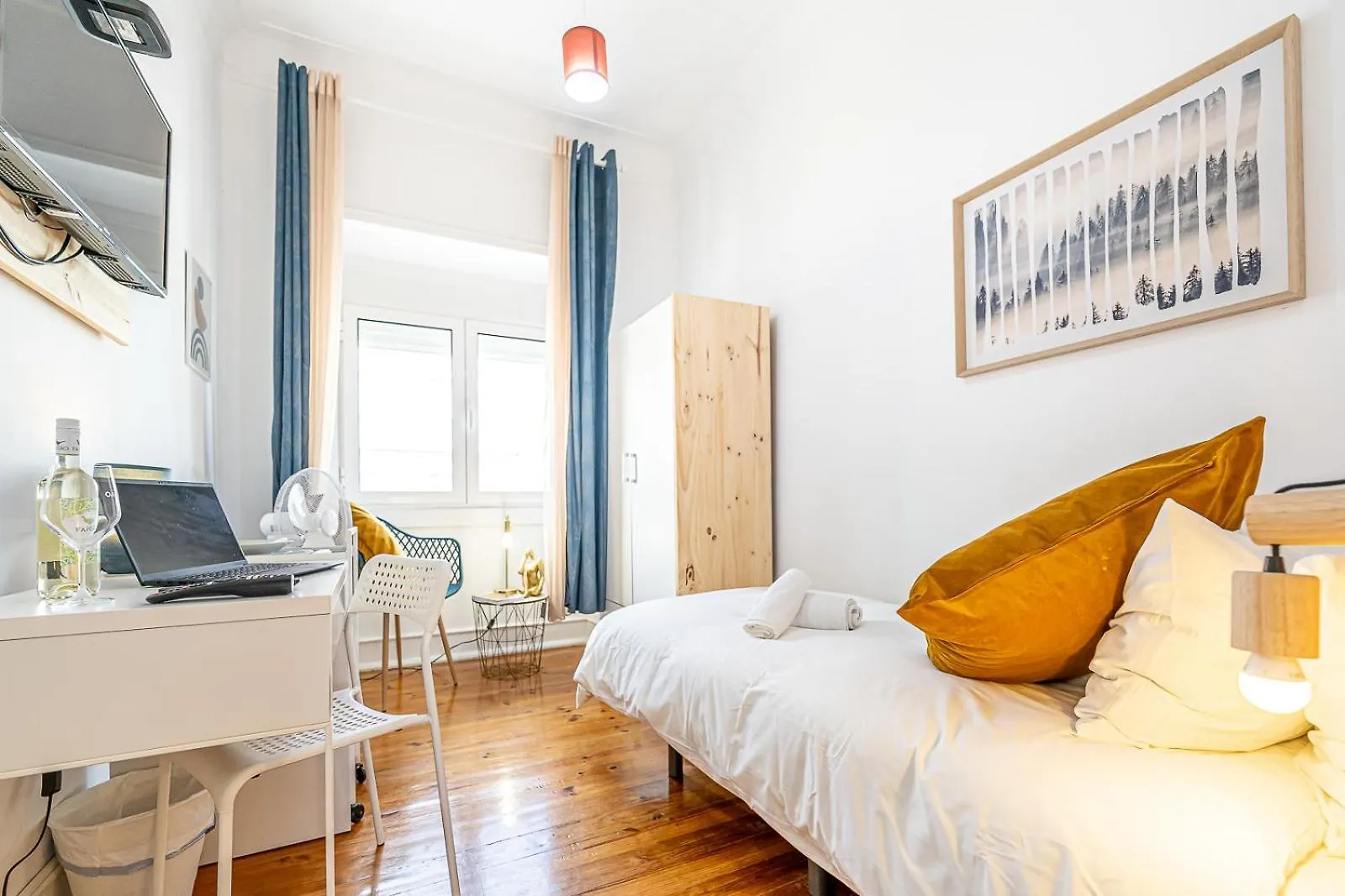 Hotel April Square By Lisbon With Sintra Amadora