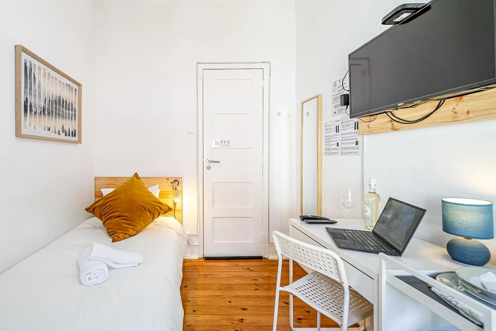 Hotel April Square By Lisbon With Sintra Amadora