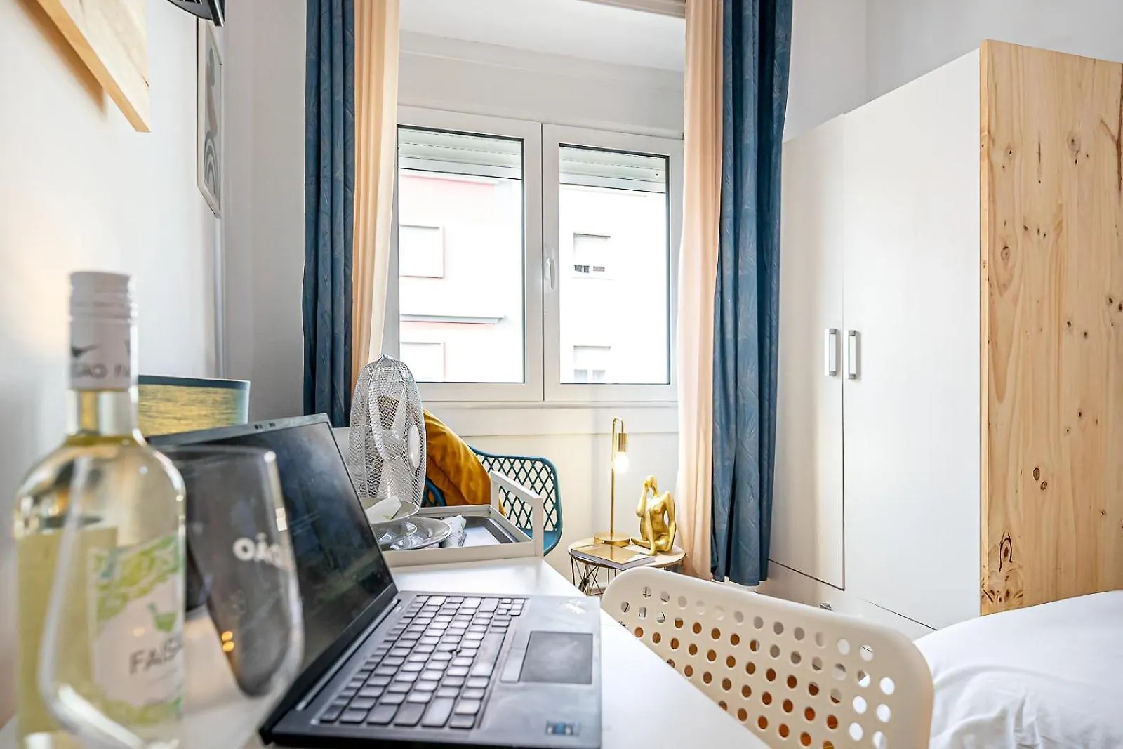 Affittacamere Hotel April Square By Lisbon With Sintra Amadora