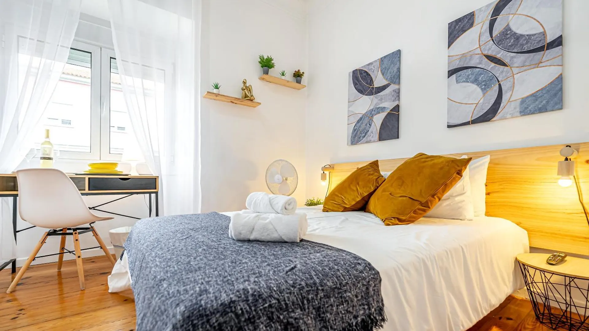 Hotel April Square By Lisbon With Sintra Amadora Affittacamere